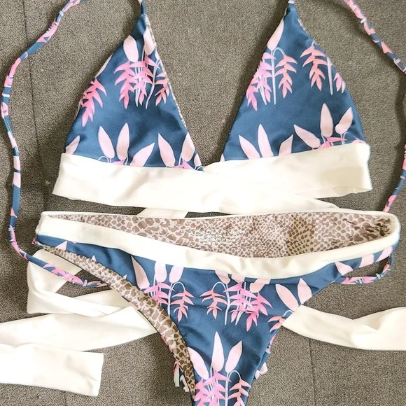 New Acacia Heliconia Lennox Top S & Manoa Bottom M Bikini Set Colorbloc